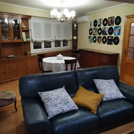 Comoda Vivienda En Appartement