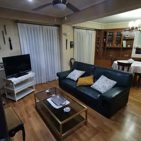 Comoda Vivienda En *