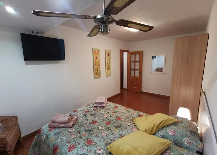 Lägenhet Comoda Vivienda En *